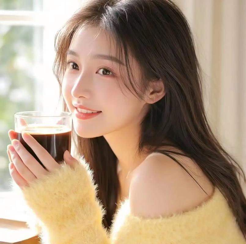 委内瑞拉截获一艘载有超3吨可卡因的运毒“潜艇”